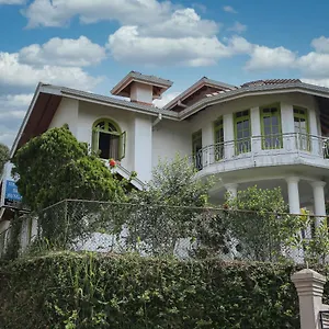 Hotel Hanthana Breeze, Kandy