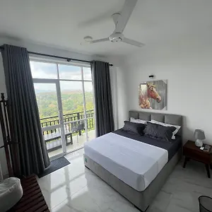 Hotel Loft-123, Kandy