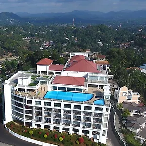 Отель The Grand Kandyan, Канди